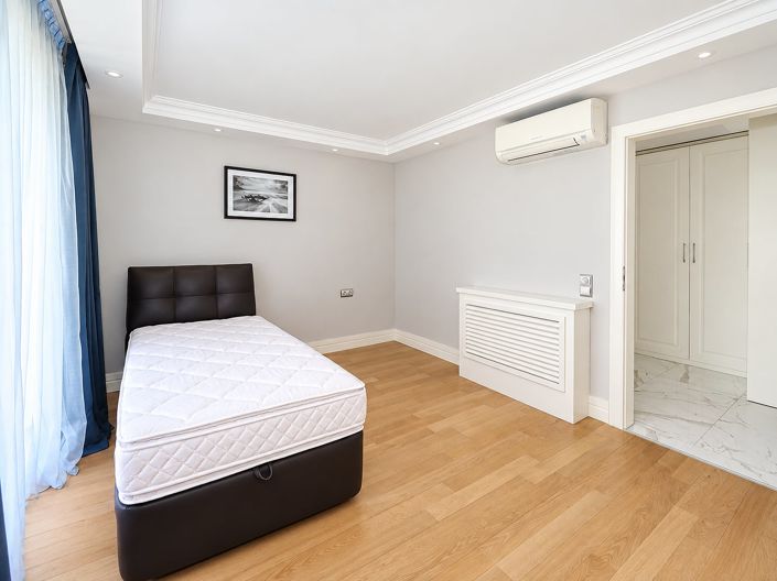 Image No.23-3 Bed Apartment for sale