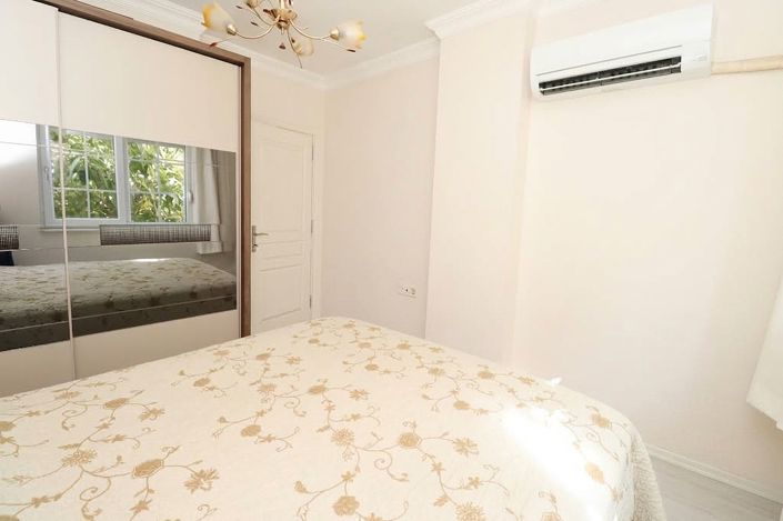 Image No.10-2 Bed Apartment for sale