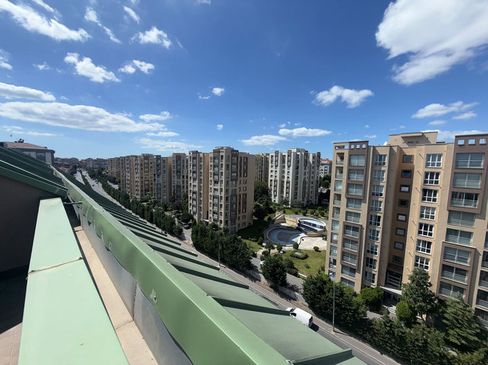 Image No.20-2 Bed Apartment for sale
