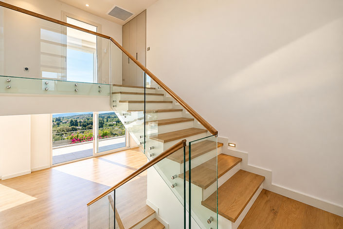 Image No.18-6 Bed House/Villa for sale
