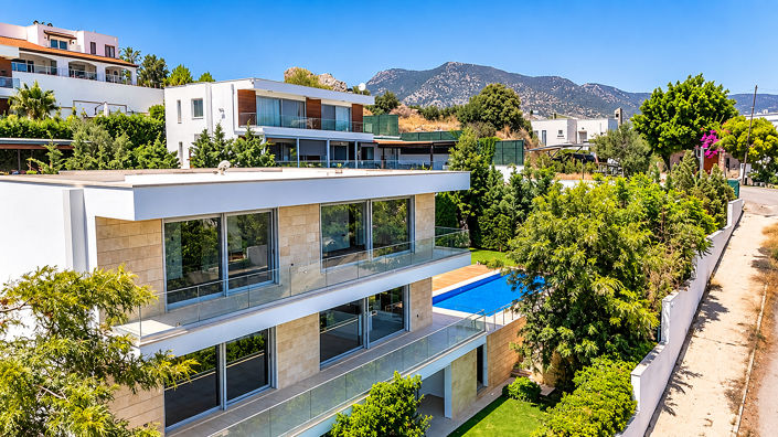 Image No.3-6 Bed House/Villa for sale
