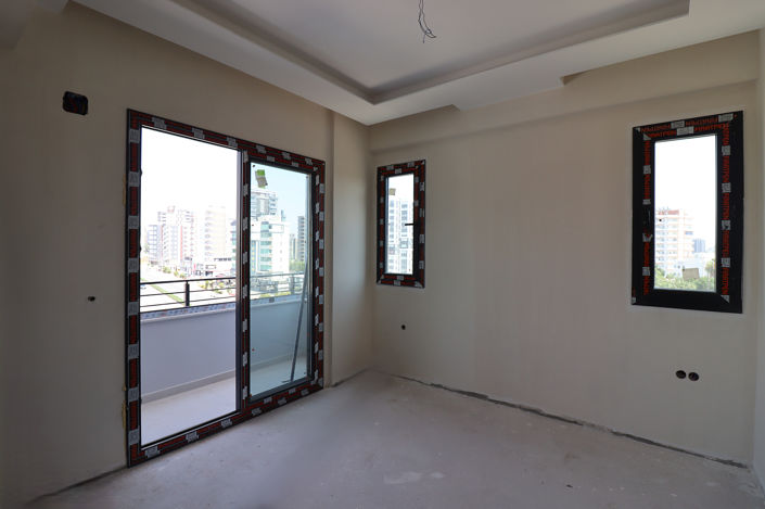 Image No.8-2 Bed Apartment for sale