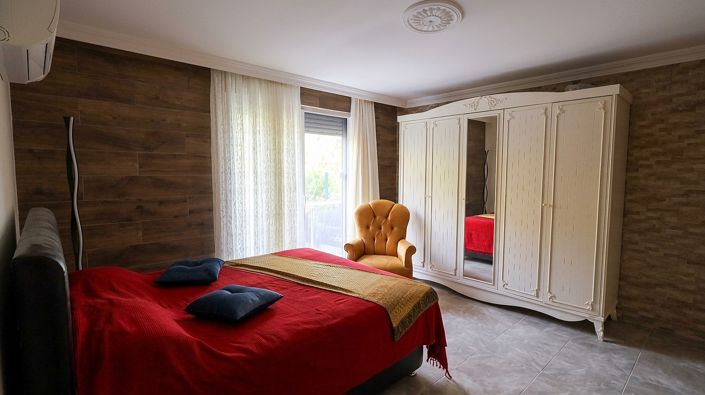 Image No.8-3 Bed Apartment for sale