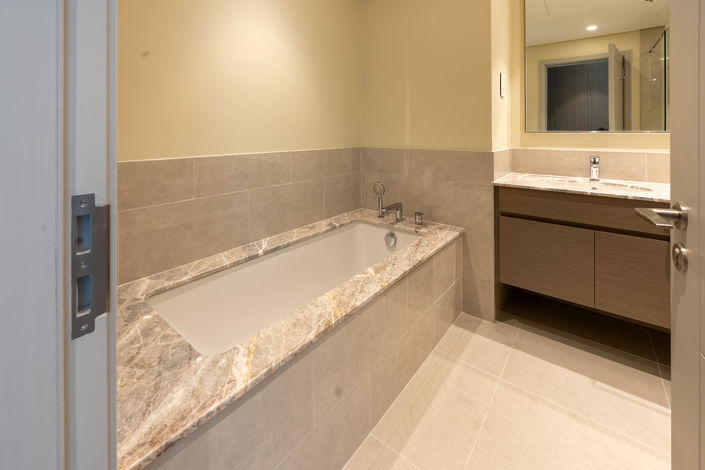 Image No.18-3 Bed Apartment for sale