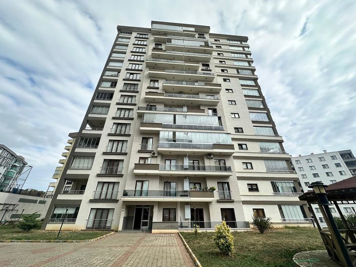 Image No.3-6 Bed Apartment for sale