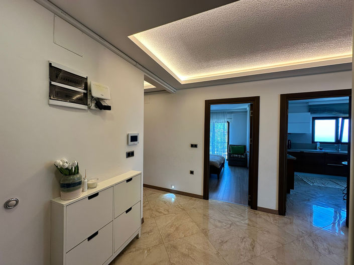 Image No.34-6 Bed Apartment for sale