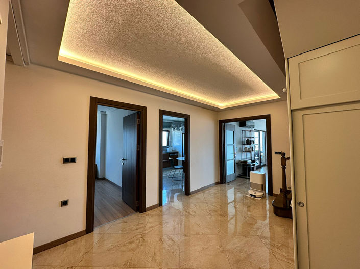 Image No.35-6 Bed Apartment for sale