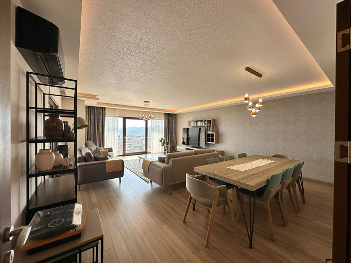 Image No.5-6 Bed Apartment for sale