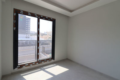 Interior 5