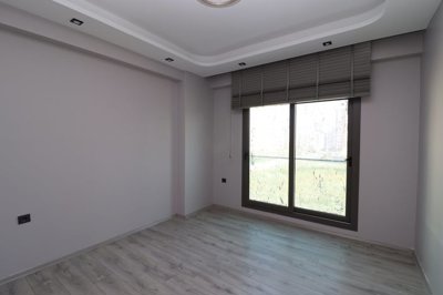 Interior 3