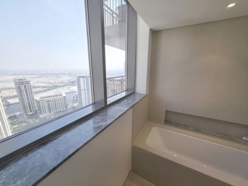 Interior 12