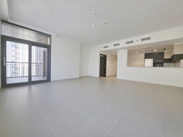 Interior 6