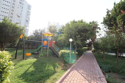 Exterior 10