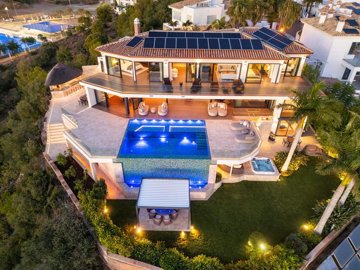Exterior 4