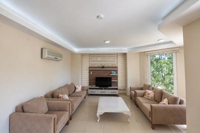 Interior 2