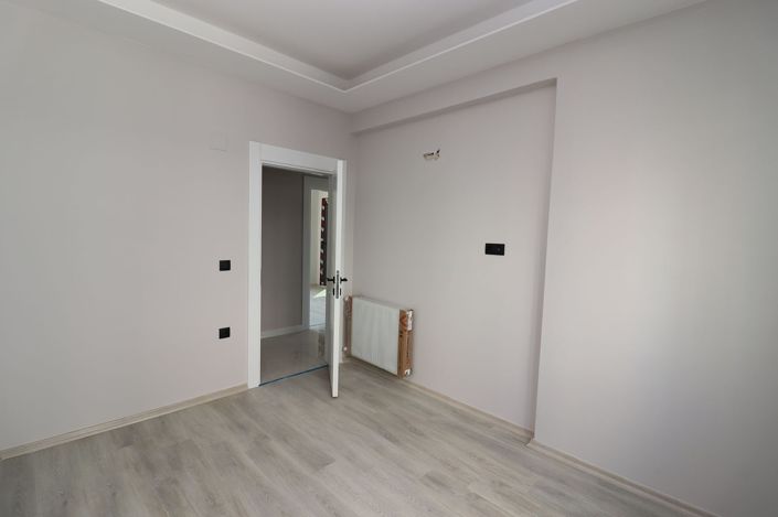 Image No.10-2 Bed Apartment for sale