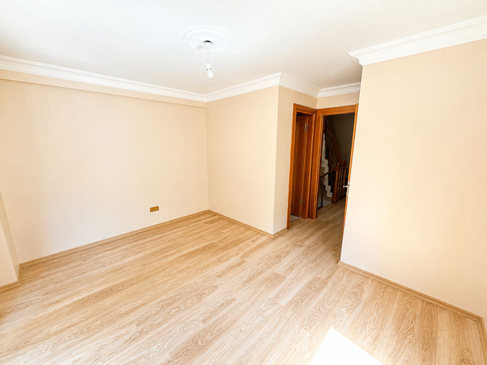 Image No.28-6 Bed House/Villa for sale