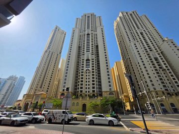Exterior 5