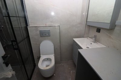 Interior 5
