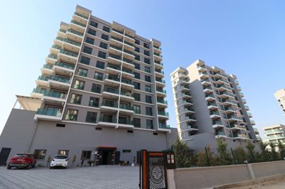 Exterior 2