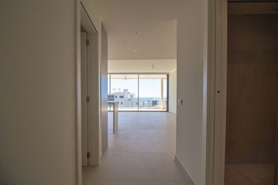 Interior 13