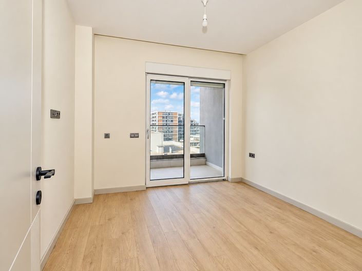 Image No.18-1 Bed Apartment for sale