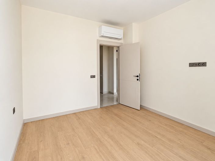 Image No.19-1 Bed Apartment for sale