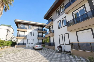 Exterior 9