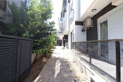 Exterior 11