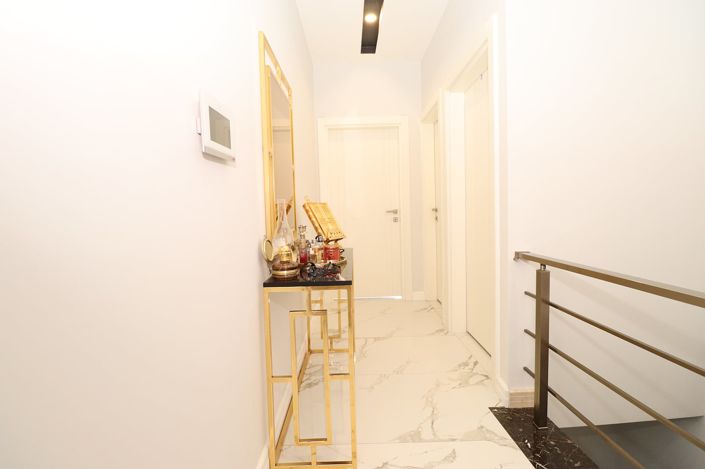 Image No.28-3 Bed Apartment for sale