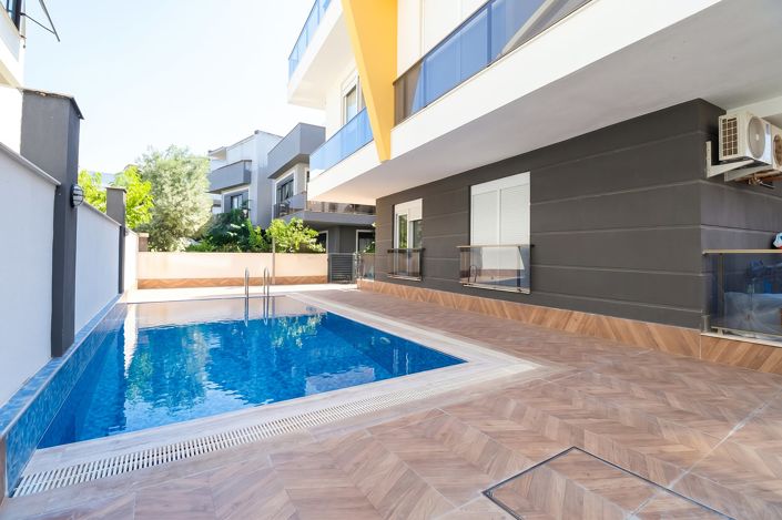 Image No.9-3 Bed Apartment for sale
