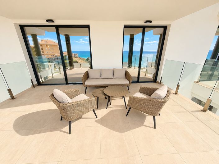 Image No.25-2 Bed Apartment for sale