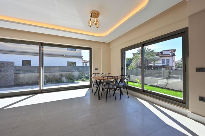 Image No.9-5 Bed House/Villa for sale