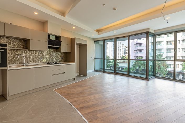Image No.45-2 Bed Apartment for sale