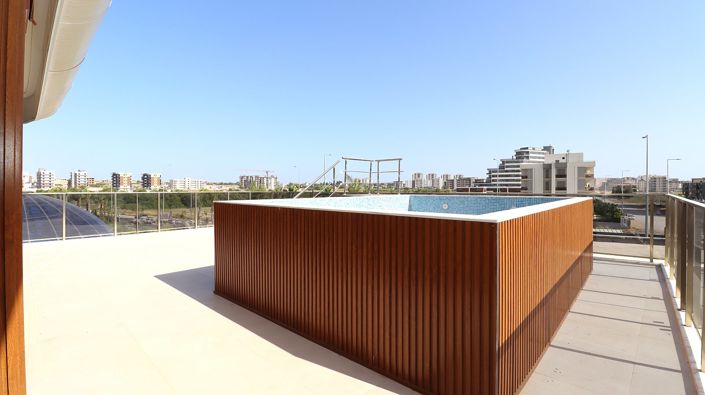 Image No.40-3 Bed Apartment for sale