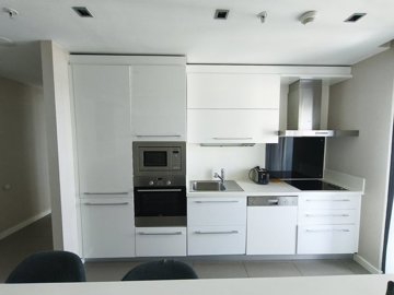Interior 4