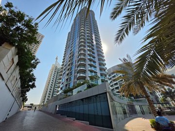 Exterior 3