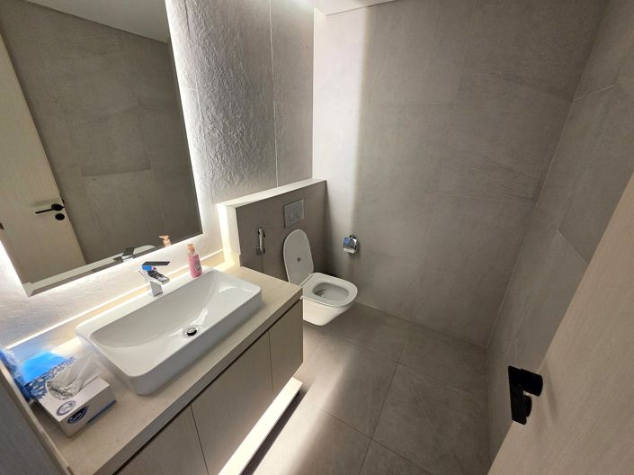Image No.32-2 Bed Apartment for sale