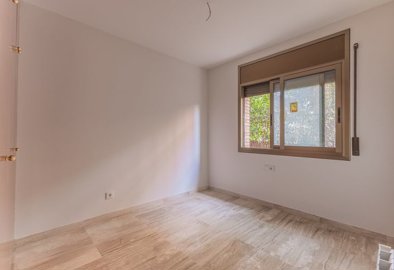 Interior 10