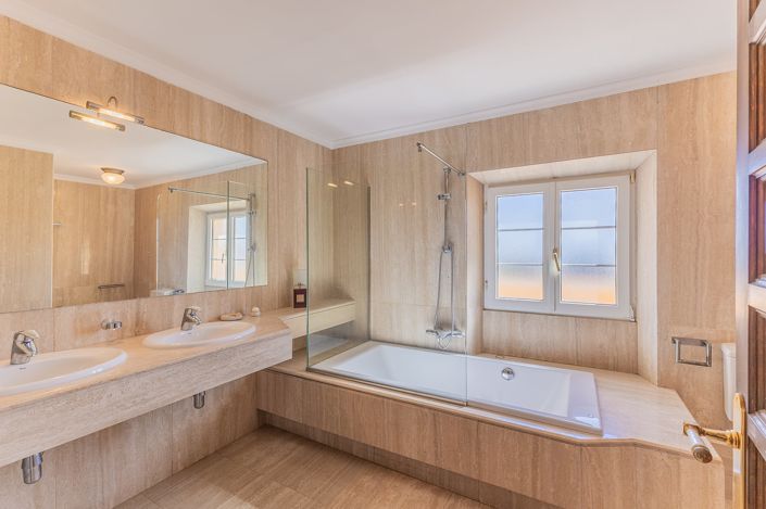 Image No.37-9 Bed House/Villa for sale