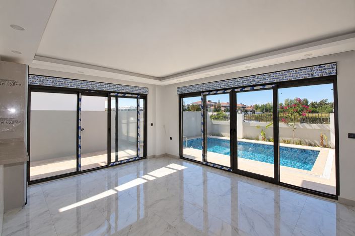 Image No.15-5 Bed House/Villa for sale