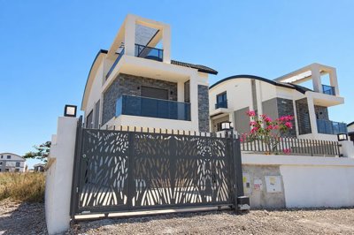 Exterior 4