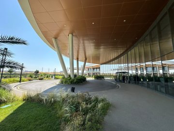 Exterior 3