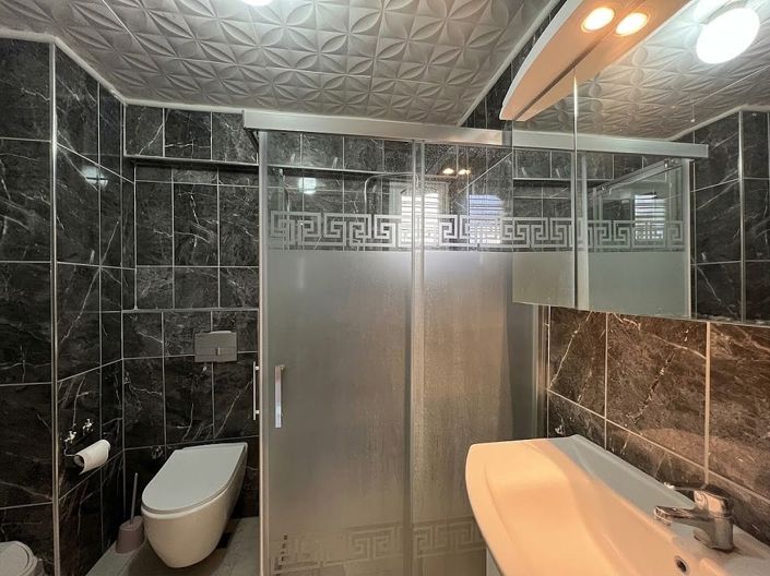 Image No.20-3 Bed Apartment for sale