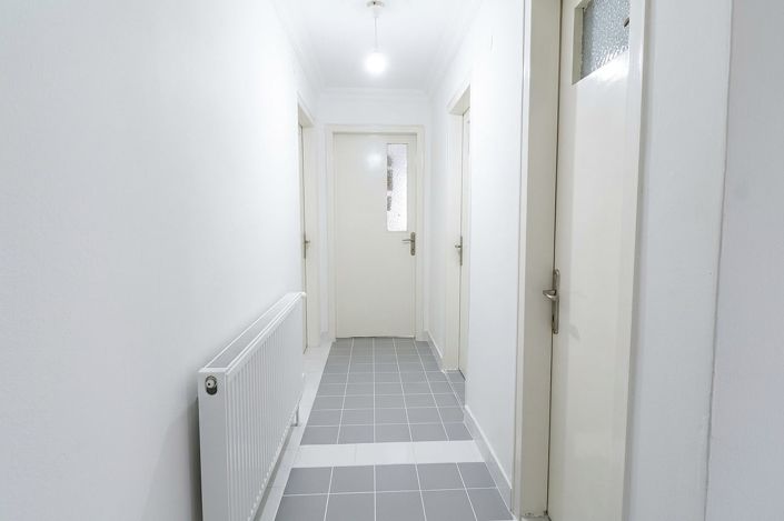 Image No.22-3 Bed Apartment for sale