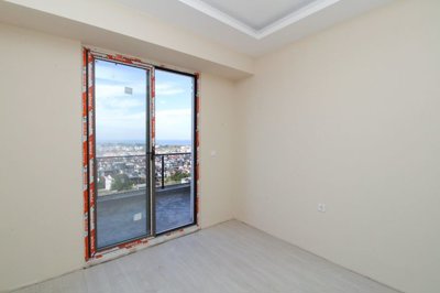 Interior 6