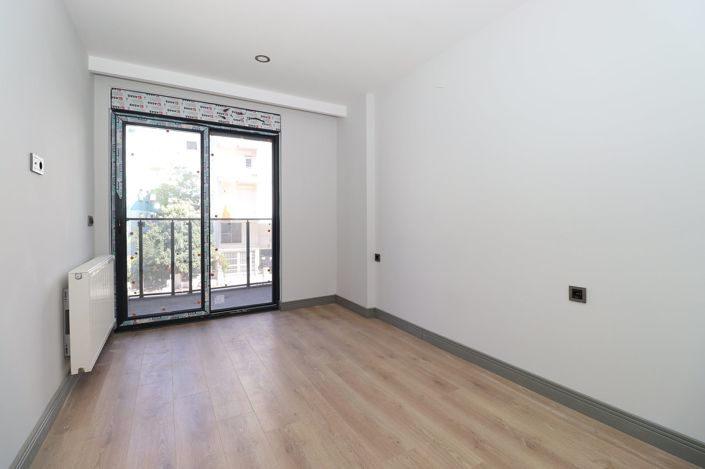 Image No.13-1 Bed Apartment for sale