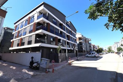 Exterior 4