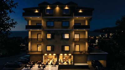 Exterior 8