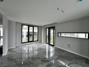 Interior 1